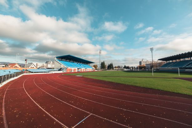 Atletický ovál v Dubnici nad Váhom