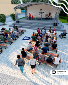 Nové pódium za Kultúrnym domom v Dubnici nad Váhom